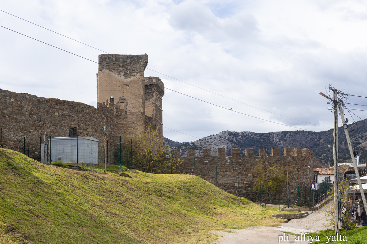 Башня со стороны парковки Фото @ph_khabirova_alfiya