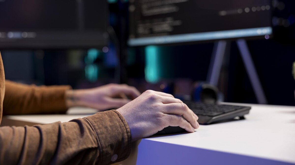    Фото: freepik.com/DC Studio