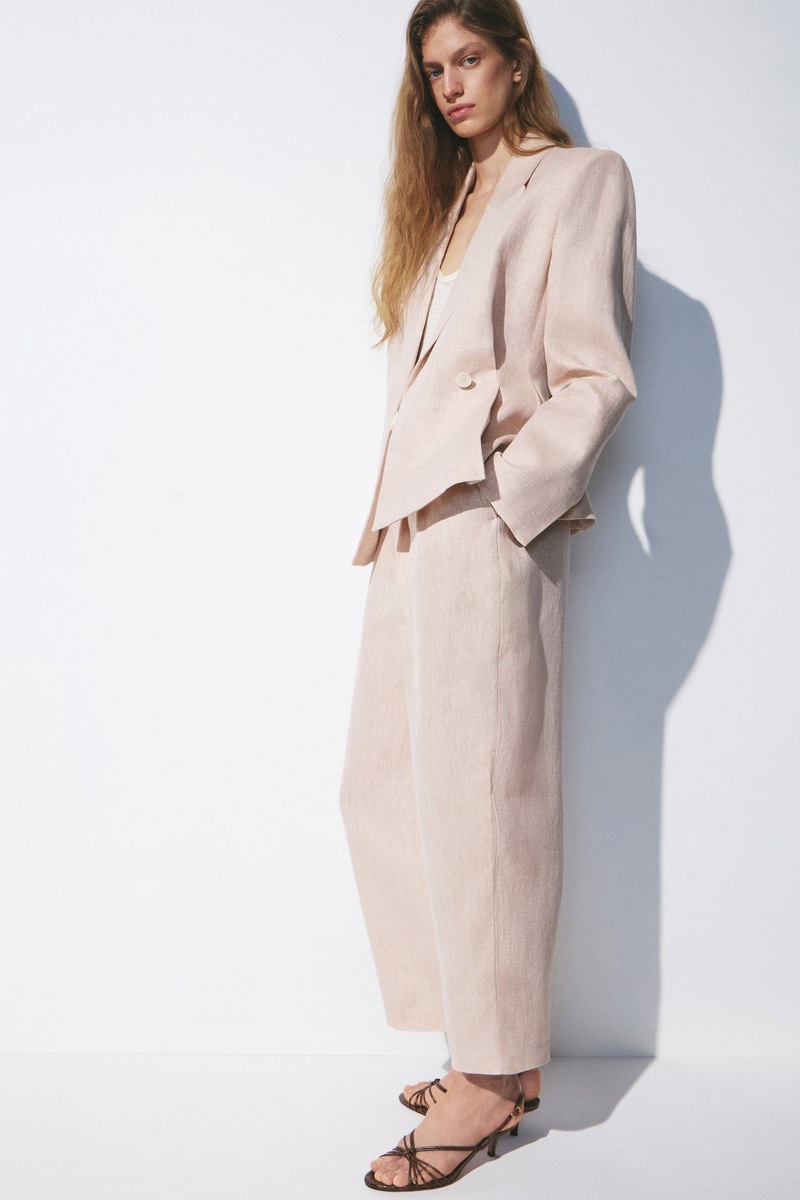 листайте галерею льняных вещей