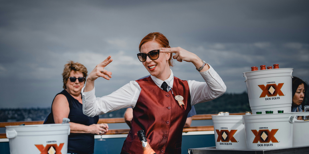 Как устроиться на круизный лайнер: инструкция для тех, кто мечтает зарабатывать и путешествовать?