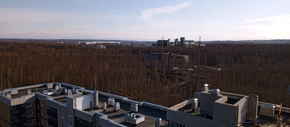 Вид с крыши на окресности (город Ярославль)