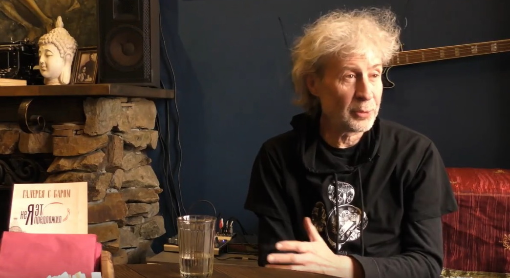 Вячеслав Мизин – художник, архитектор, участник арт-группы «Синие носы» и проекта «Мифы Сибири». Интервью для "Машбюро"