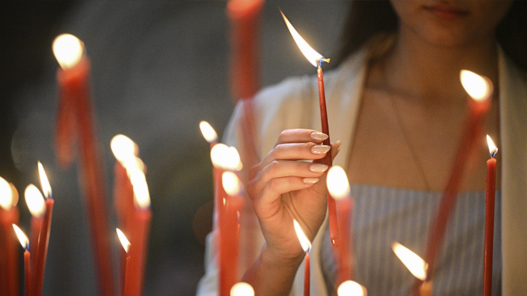 Радоница: что можно и нельзя делать, как молиться за усопших и когда посещать кладбище. Фото: © РИА Новости / Рамиль Ситдиков