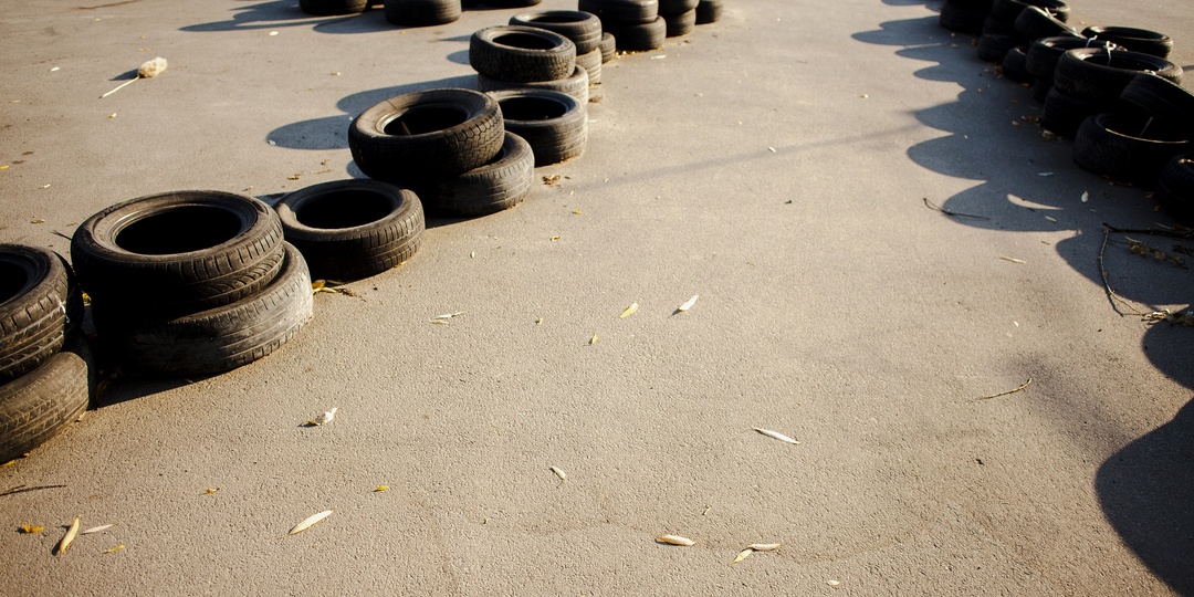 Рязанские власти не знают, куда сдавать старые шины