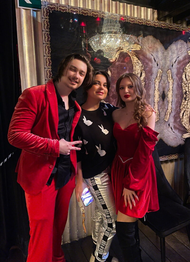    Архип Глушко: наследник звездной фамилии и хранитель домашнего порядка.