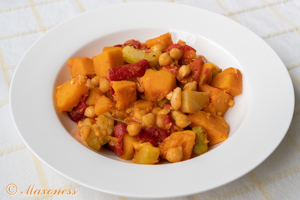 Овощное рагу с тыквой