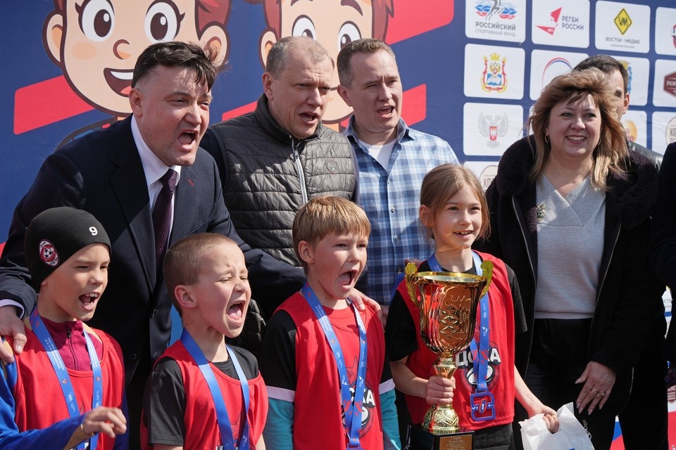    Финал школьной лиги ЦСКА по тэг-рэгби в Мариуполе Александр ИВАНОВ