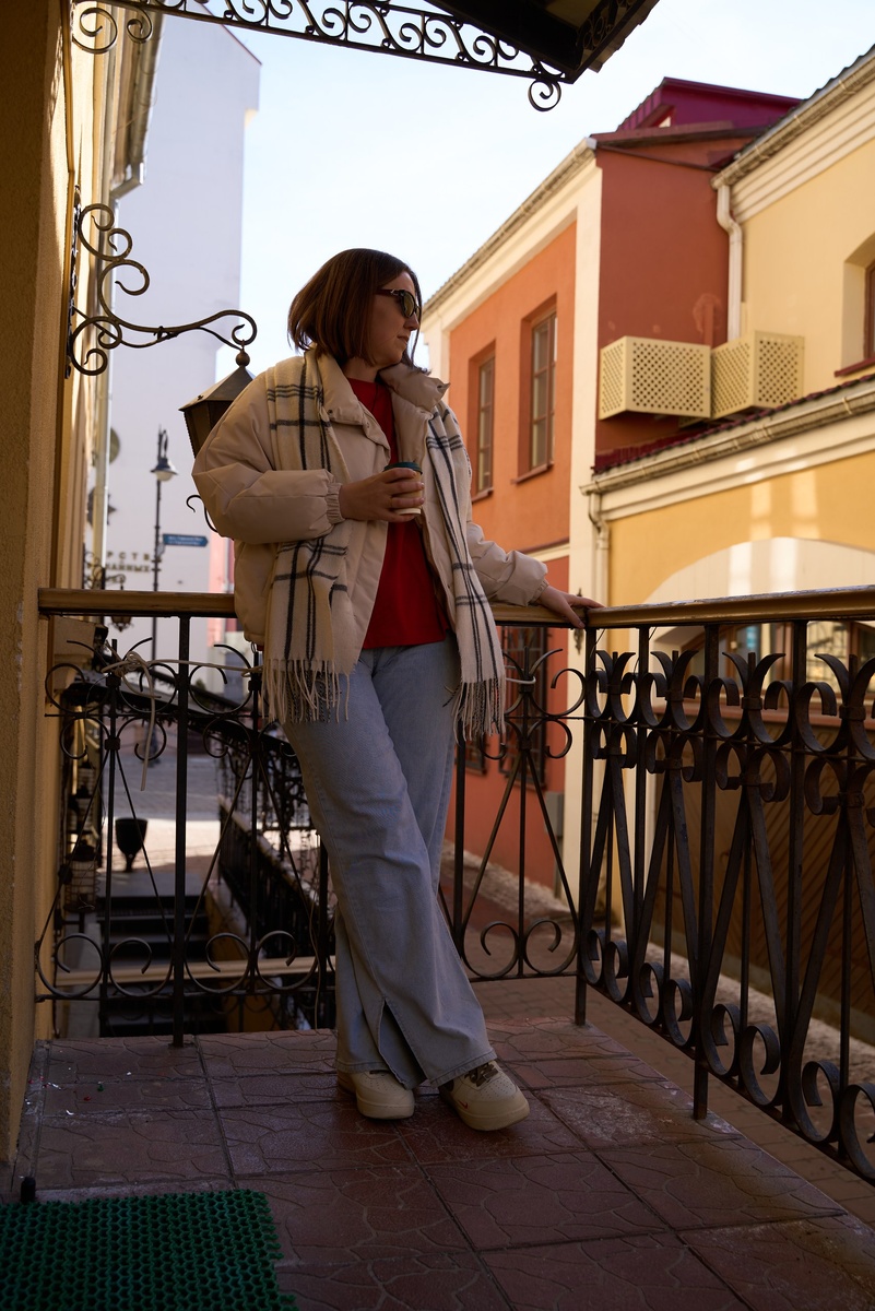 Здесь должна быть какая-то новая фоточка, но есть только такая, из поездки в Мински, где усталость была за счастье :)