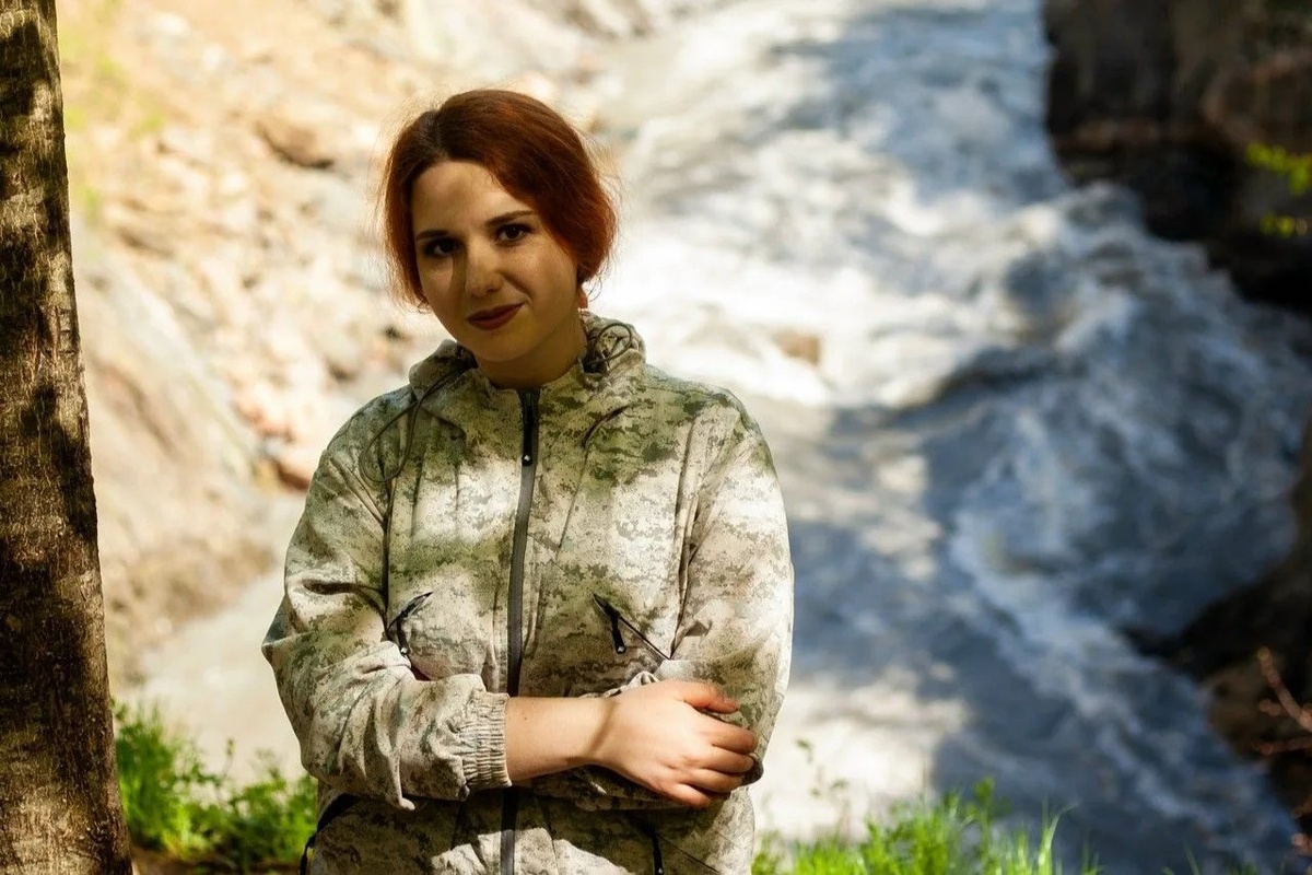 Лаборант-исследователь Лаборатории экологии и физиологии растений ЮФУ Вероника Асланьян. Фото: Центр общественных коммуникаций ЮФУ