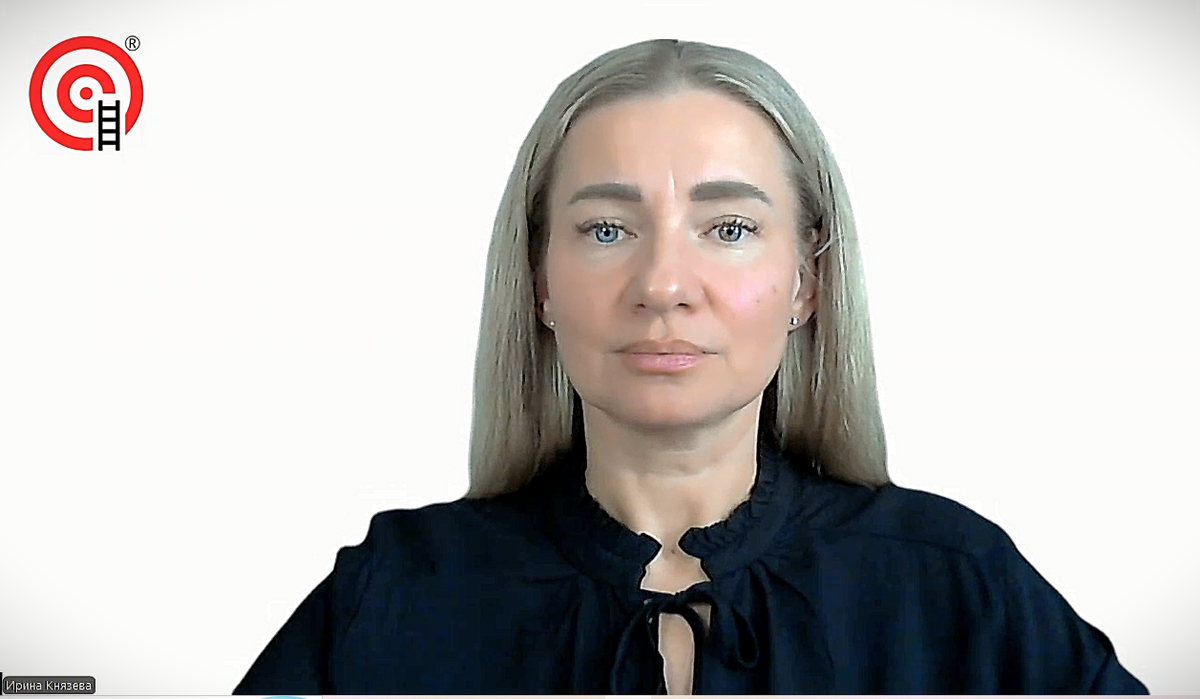 На фото автор Дзен-канала, Ирина Князева, карьерный консультант №1 по мнению ведущего отраслевого сервиса HRTIME