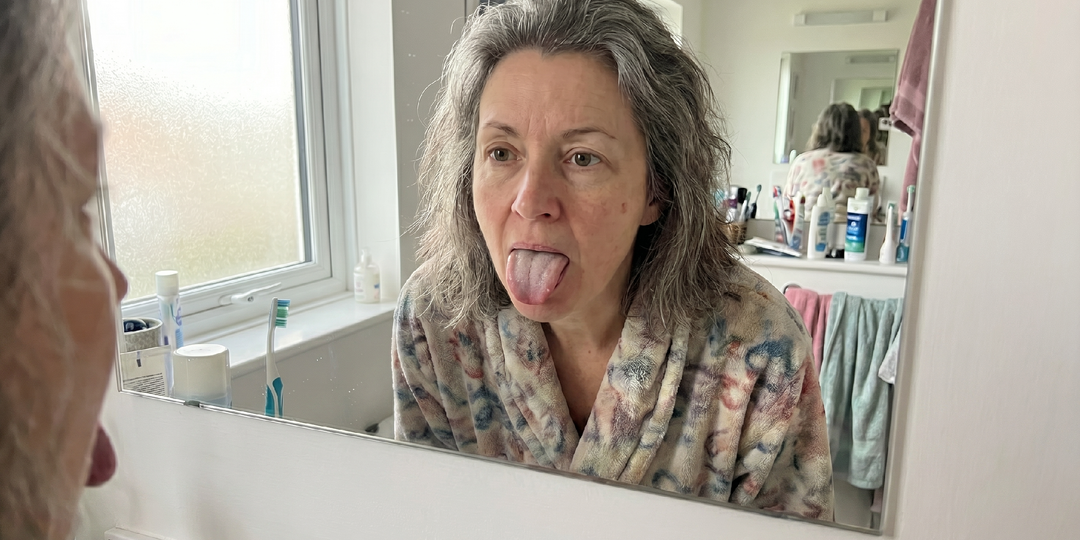 Гастроэнтеролог объяснил: по языку можно оценить 7 органов за 1 минуту