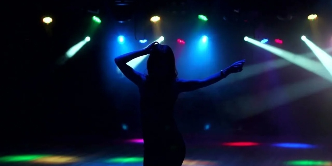 30 лет считал жену ангелом. Пока не приехал на вызов в ночной клуб