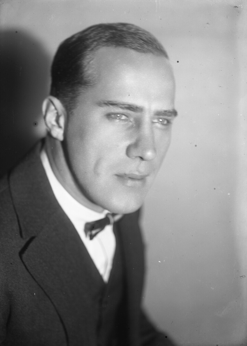 Борис Добронравов