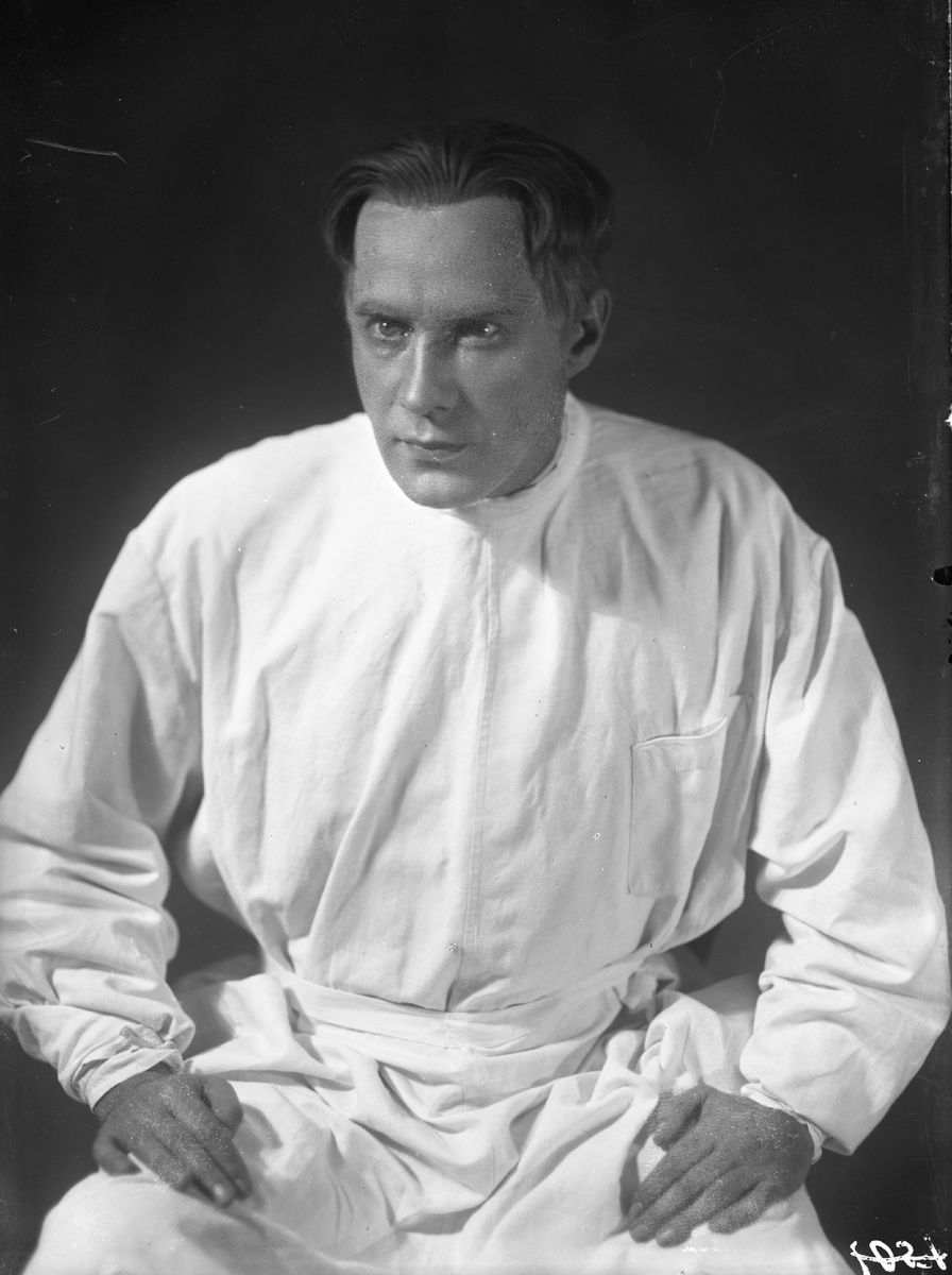 Борис Добронравов - Платон Кречет в спектакле "Платон Кречет", 1935 г.