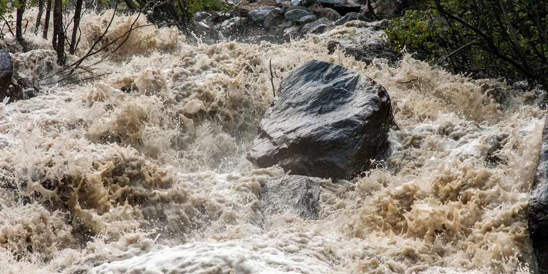 Селевые потоки: как формируется опасность и как с ней работают инженеры