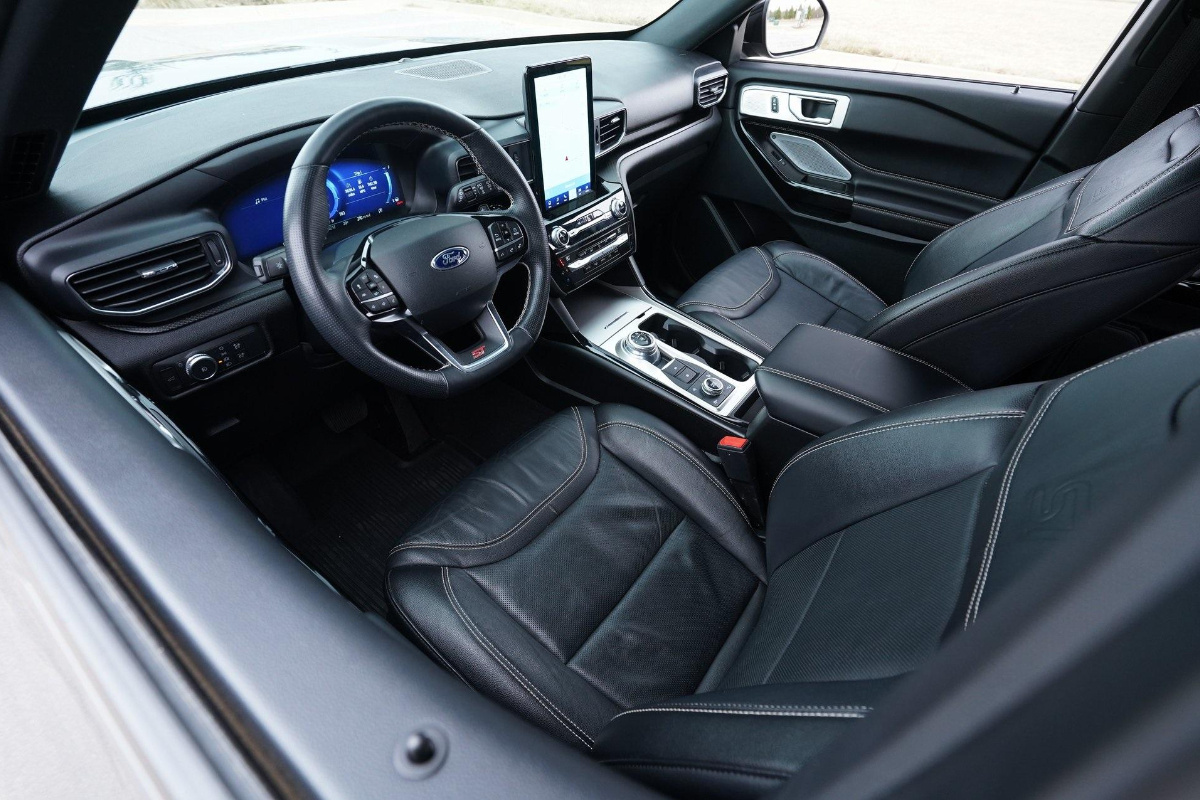    Ford Explorer 6 ST. Фото exoticmotorsportsok.com