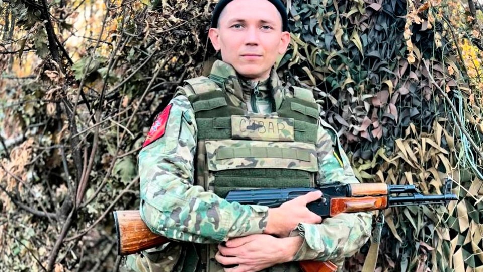 «Меня спас голос отца – ты не слабак, ползи дальше»: Боец рассказал, как с ранением несколько суток добирался до своих