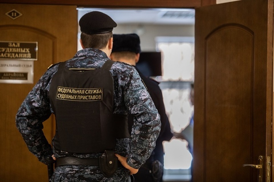    Обманувший заказчиков житель Приморья погасил долг после ареста авто Андрей АБРАМОВ