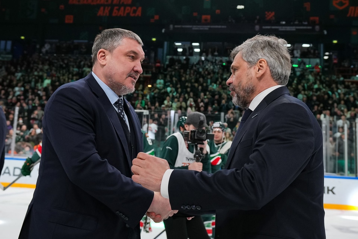    Анвар Гатиятулин (слева) и Дмитрий Квартальнов / фото: ak-bars.ru