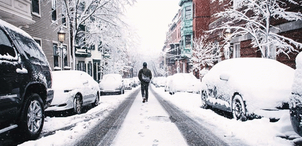 Лучше быть одной, чем с человеком, который при первой же буре прячется тебе за спину, да еще и за твой счет.