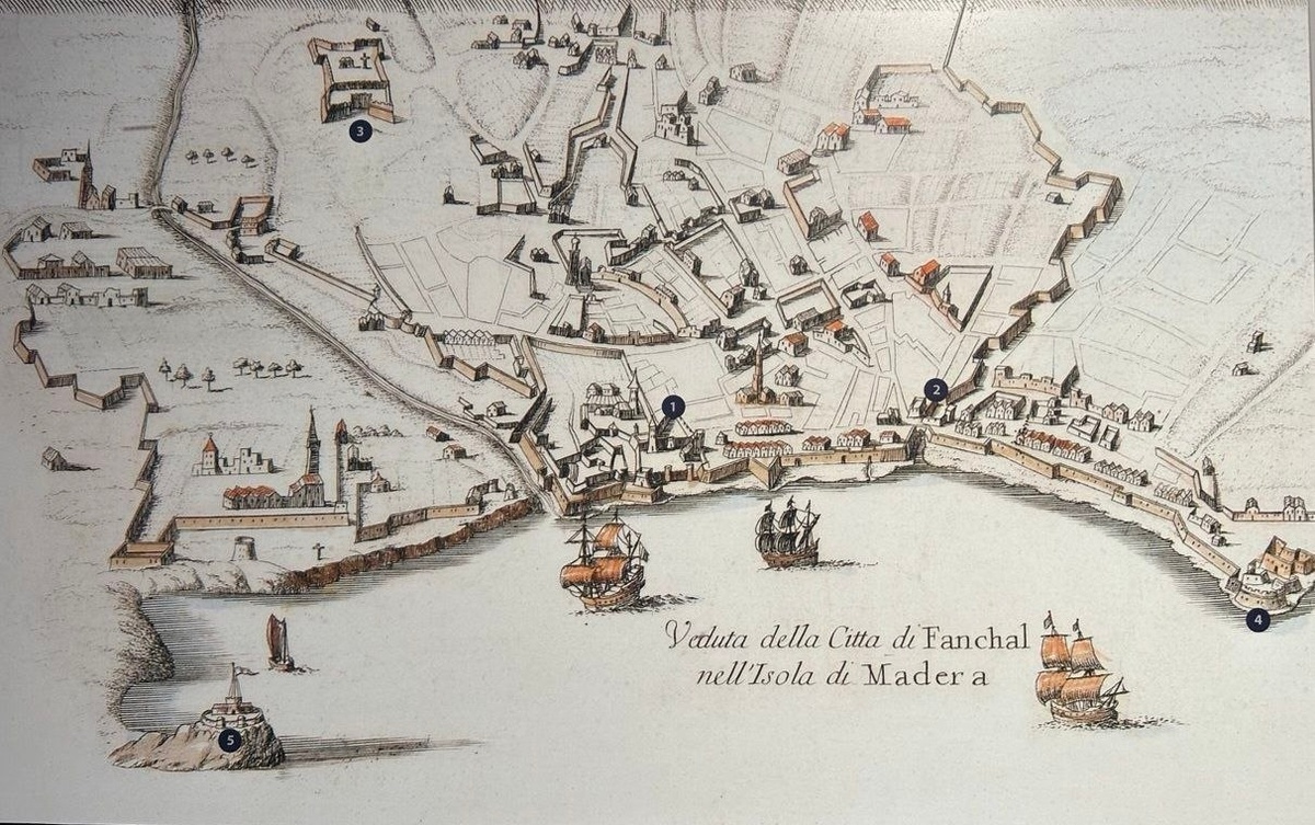 Город - звезда Фуншал. Фото - Марина Майер.