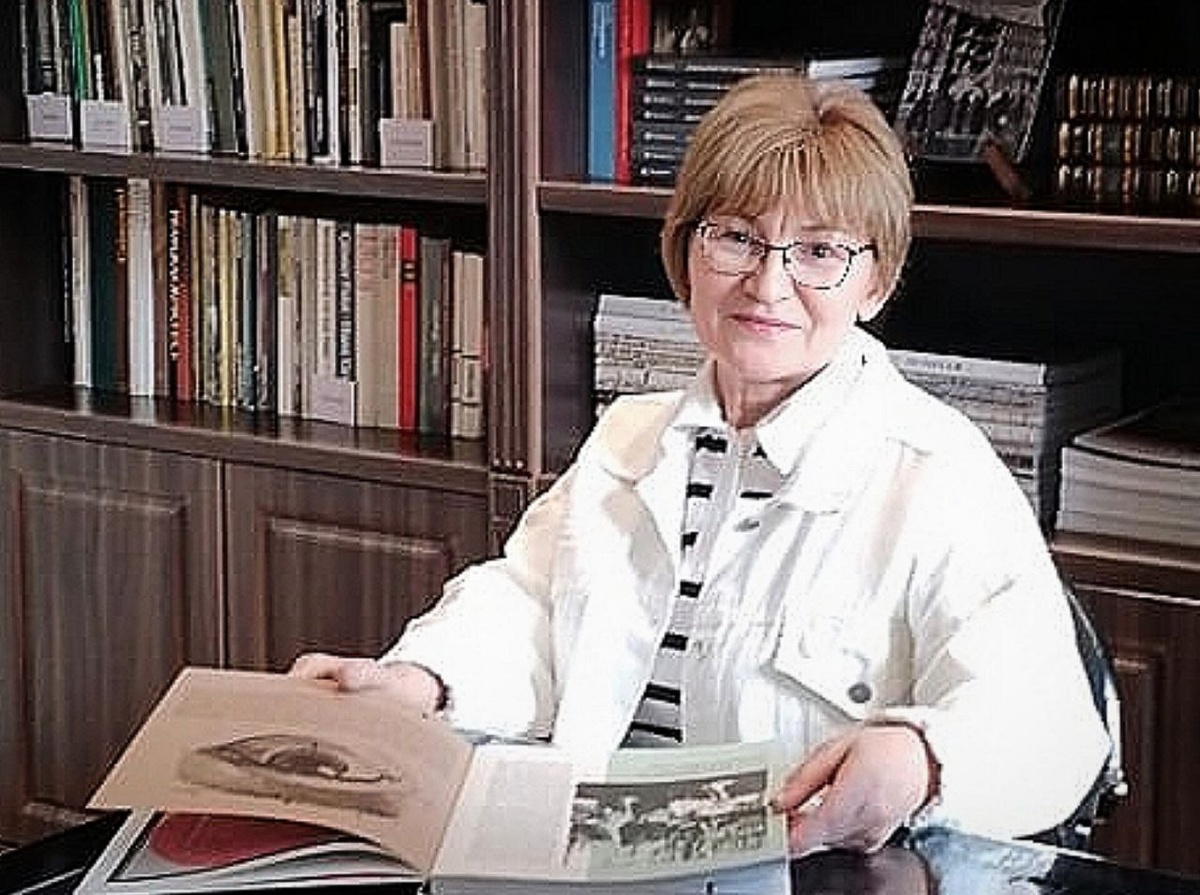 "Без достаточного количества витамина D усвояемость кальция будет 15% от нормы. Если есть проблемы с желудочно-кишечным трактом, усвоится ещё меньше. Прибавьте к этому гиподинамию и вы получите ускоренный процесс остеопороза", - врач интегративной медицины Татьяна ЕГОРОВА.