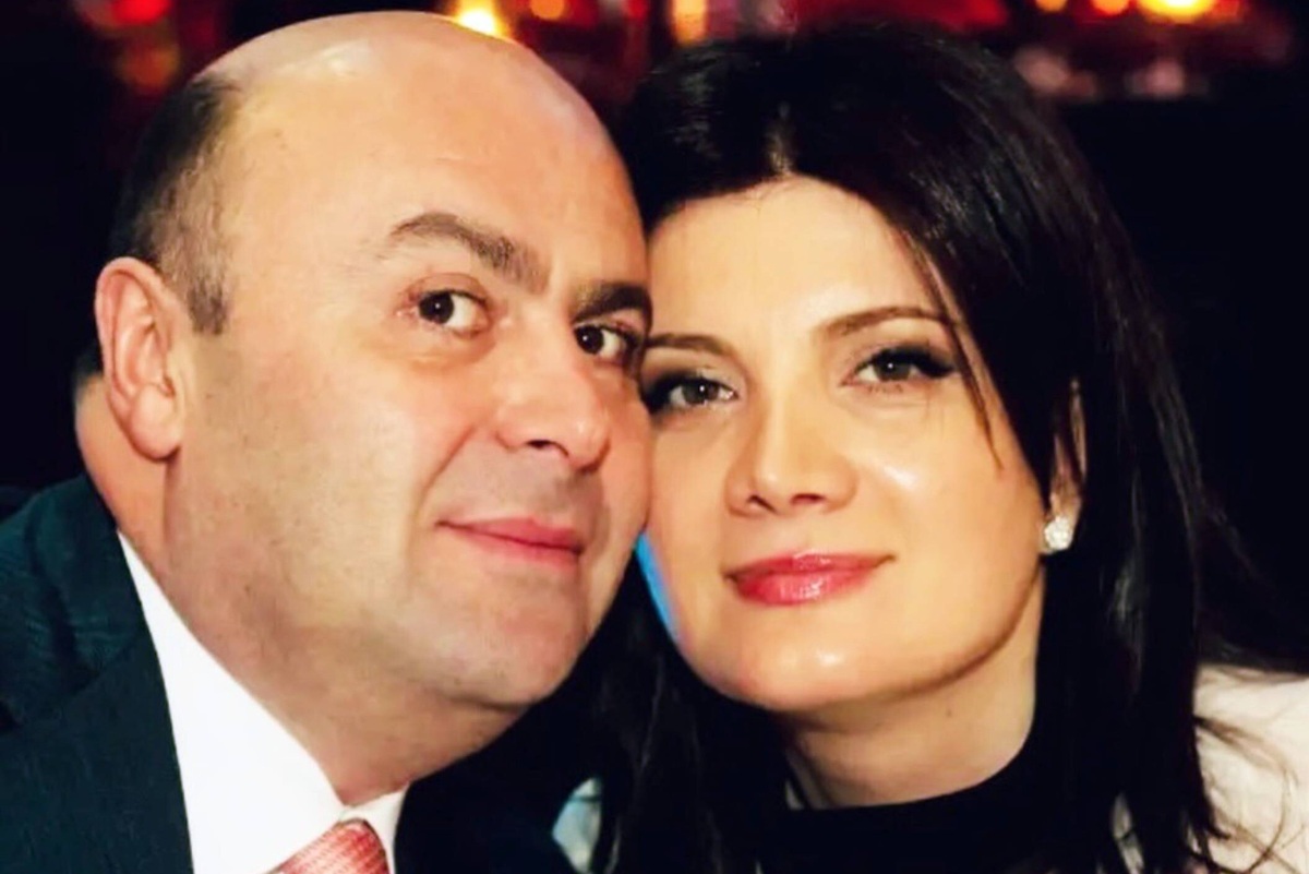     Избивший топором любовницу Юлию Ван бывший министр Михаил Хубутия женился на матери своих детей: свадебное видео