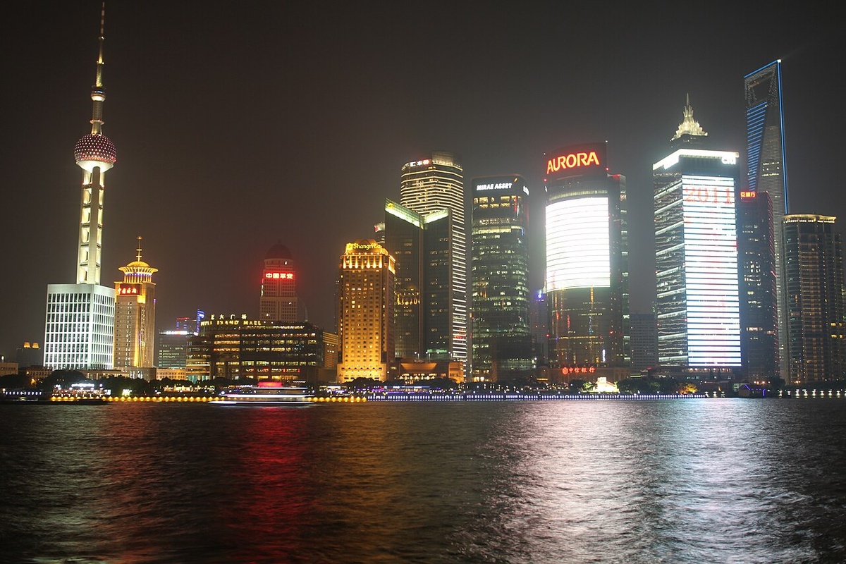 https://ru.wikipedia.org/wiki/Китай#/media/Файл:浦东新区.JPG