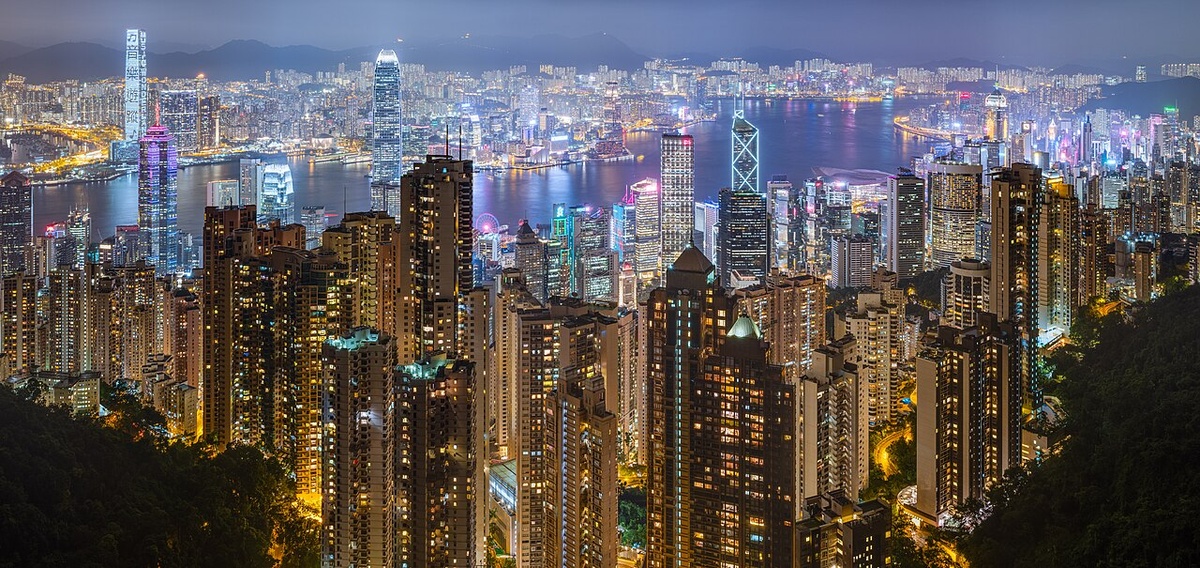 https://ru.wikipedia.org/wiki/Китай#/media/Файл:Hong_Kong_Harbour_Night_2019-06-11.jpg