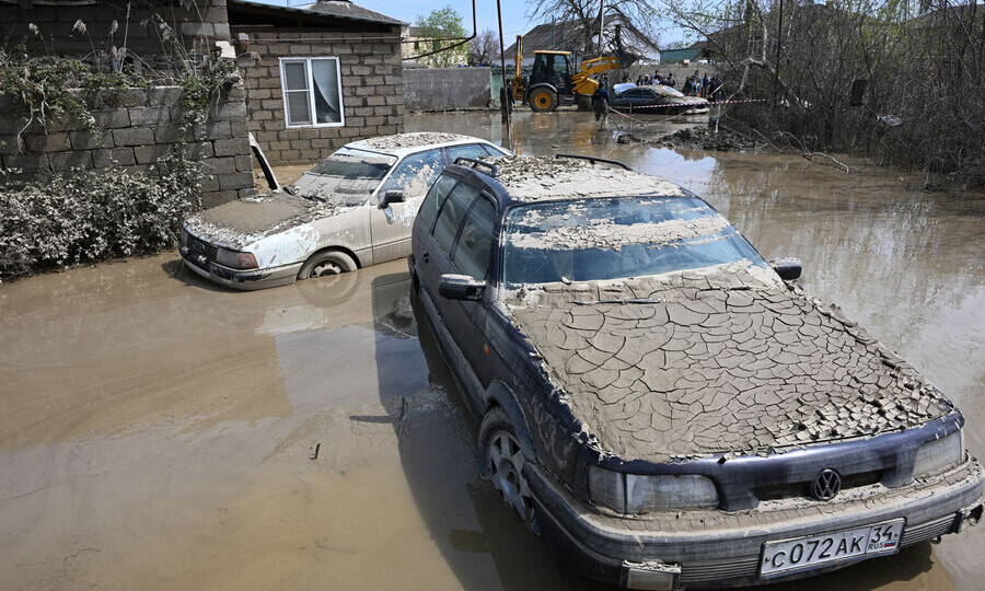 Наводнение в Дагестане. Кто виноват и чем помочь людям?