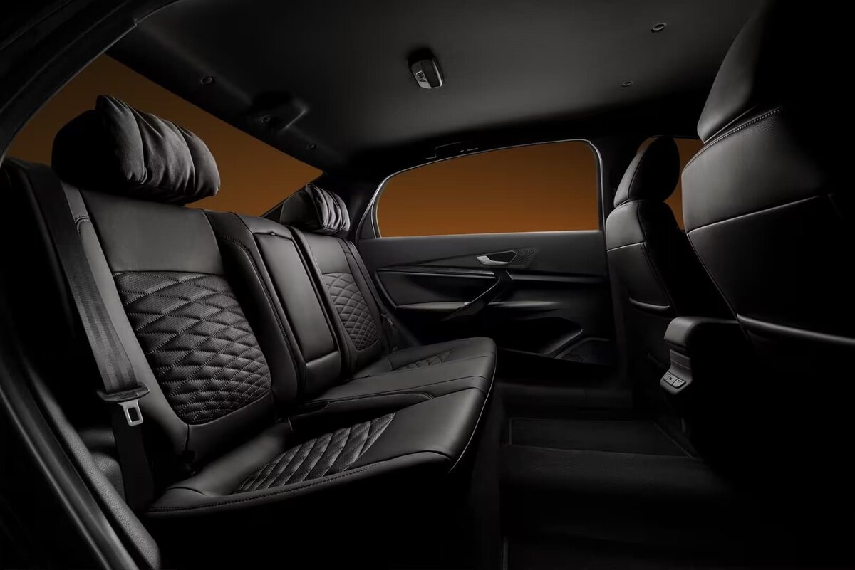    Салон Lada Aura