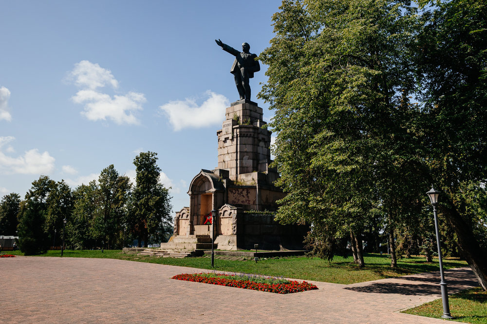 Памятник В.И. Ленину (парк «Центральный»)