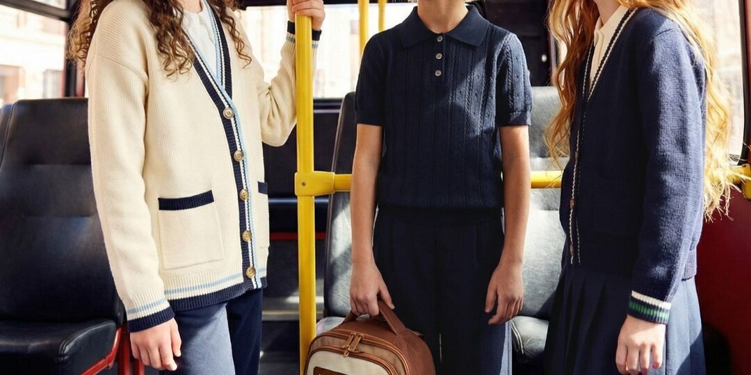 Школьная форма без вреда: как одежда влияет на здоровье ребёнка и что выбрать маме