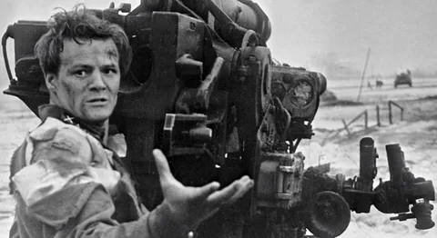 Одна зенитка против 23 танков: как расчет старшего сержанта Шадунца остановил вермахт в 13 км от Москвы