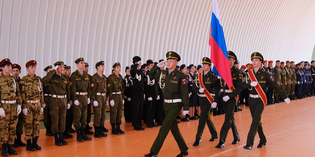 В Приволжском районе состоялся муниципальный этап смотра-конкурса строя и песни, посвящённого 81-й годовщине Победы в Великой Отечественной