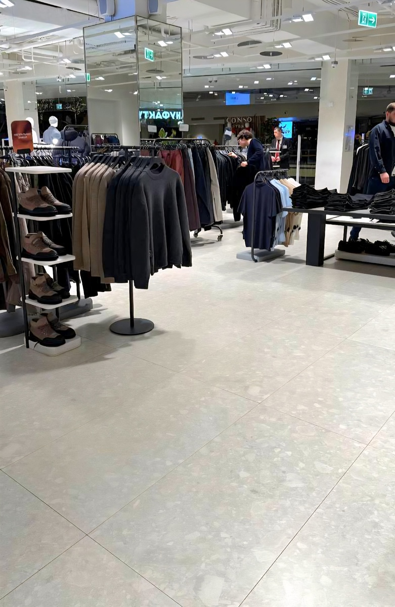 Пришел купить штаны в Лайм и увидел наш керамогранит. Керамогранит Герда Белый