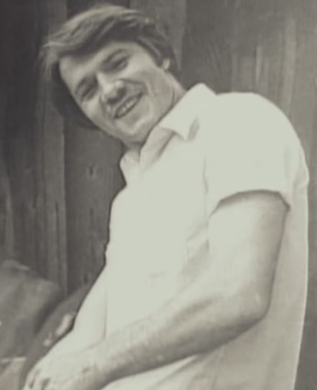 Фото: Александр в молодости 