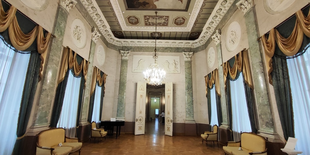 Дворец с секретом: загадки усадьбы Люблино и её прославленного владельца Николая Дурасова