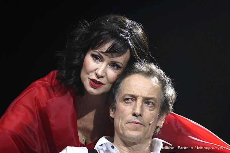 Филумена Мартурано - Нонна Гришаева, Доменик Сориано - Дмитрий Фрид