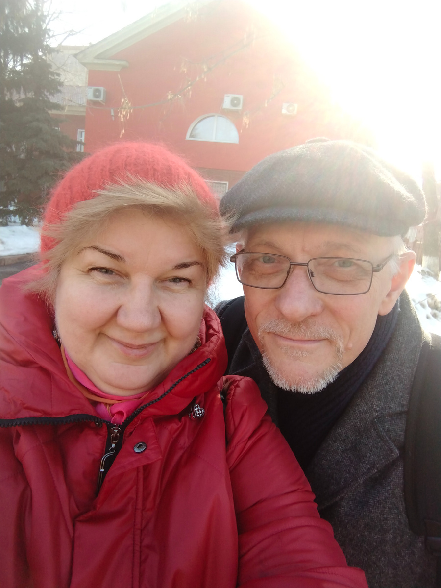 Ну вот, снег растаял уже, а новых парных фотографий я не сделала! Точно, ненастоящий я блогер, эх!