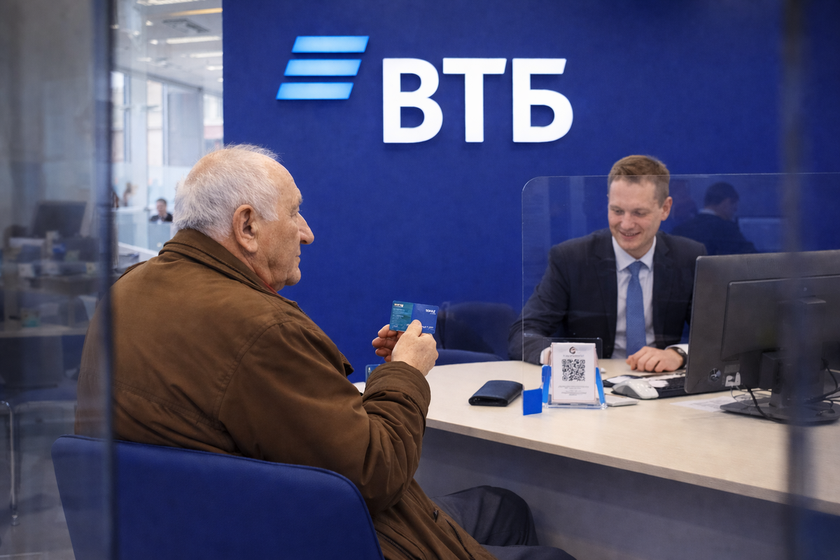    Выплаты могут переехать в другой банк: что делать клиентам Почта Банка. Фото: нейросеть