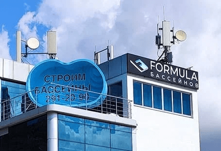 Мы строим 60 бассейнов в год, но всю команду вырастили из слесарей