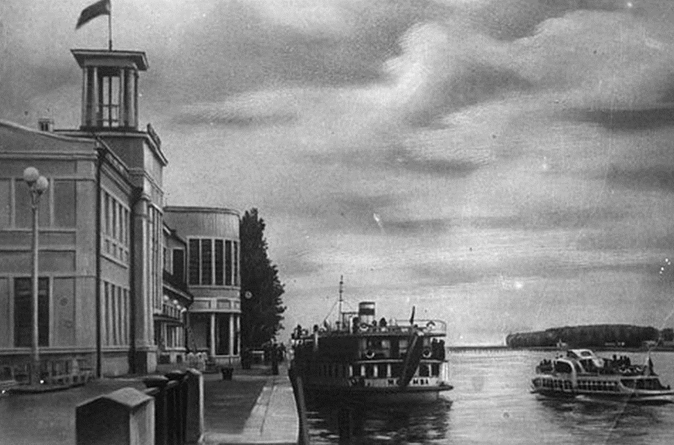 На набережной. 1950 год