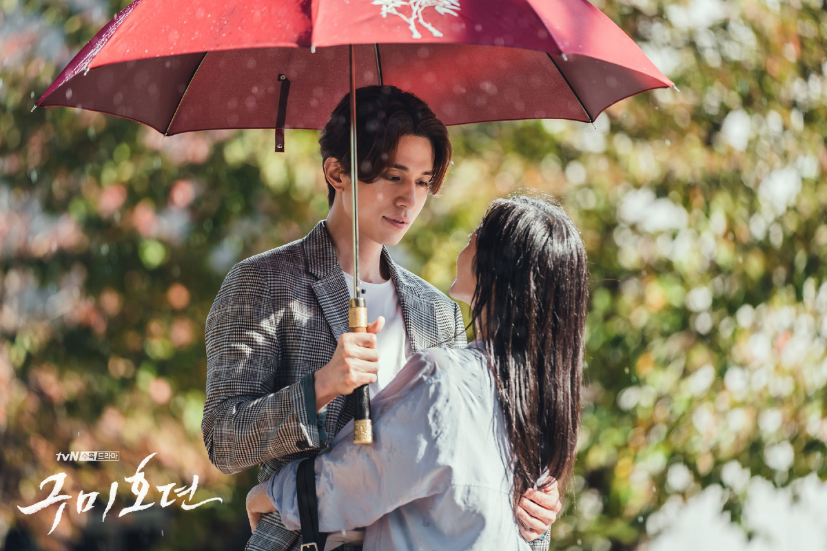 Изображение из открытых источников. Кадр из дорамы "История девятихвостого лиса" 