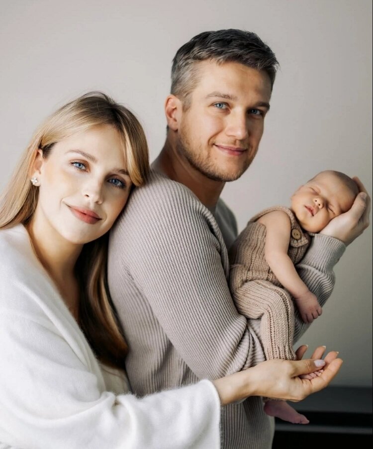 Instagram Елены Дудиной и Анатолия Руденко (запрещенная в России соцсеть; принадлежит компании Meta, признанной экстремистской организацией и запрещенной в РФ)📷
