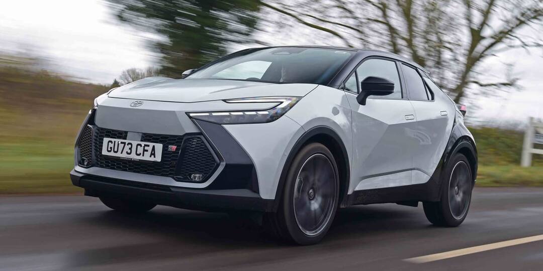 Обзор Toyota C-HR