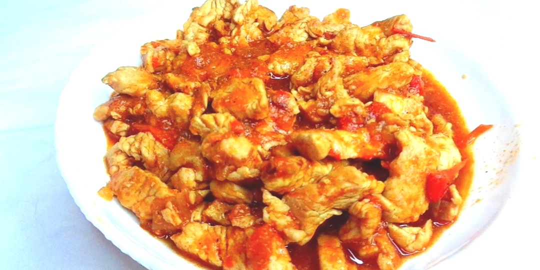 Нежное филе индейки с болгарским перцем в томатном соусе, вкусный, сытный ужин или обед для всей семьи