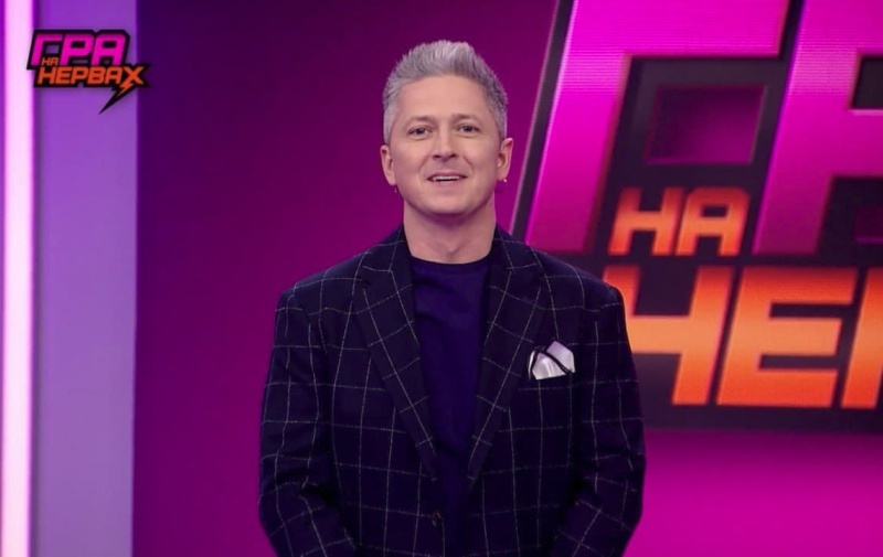    Бывший комик Александр Педан призывает украинцев воевать с Россией, но заявил, что сам он больше нужен в тылу