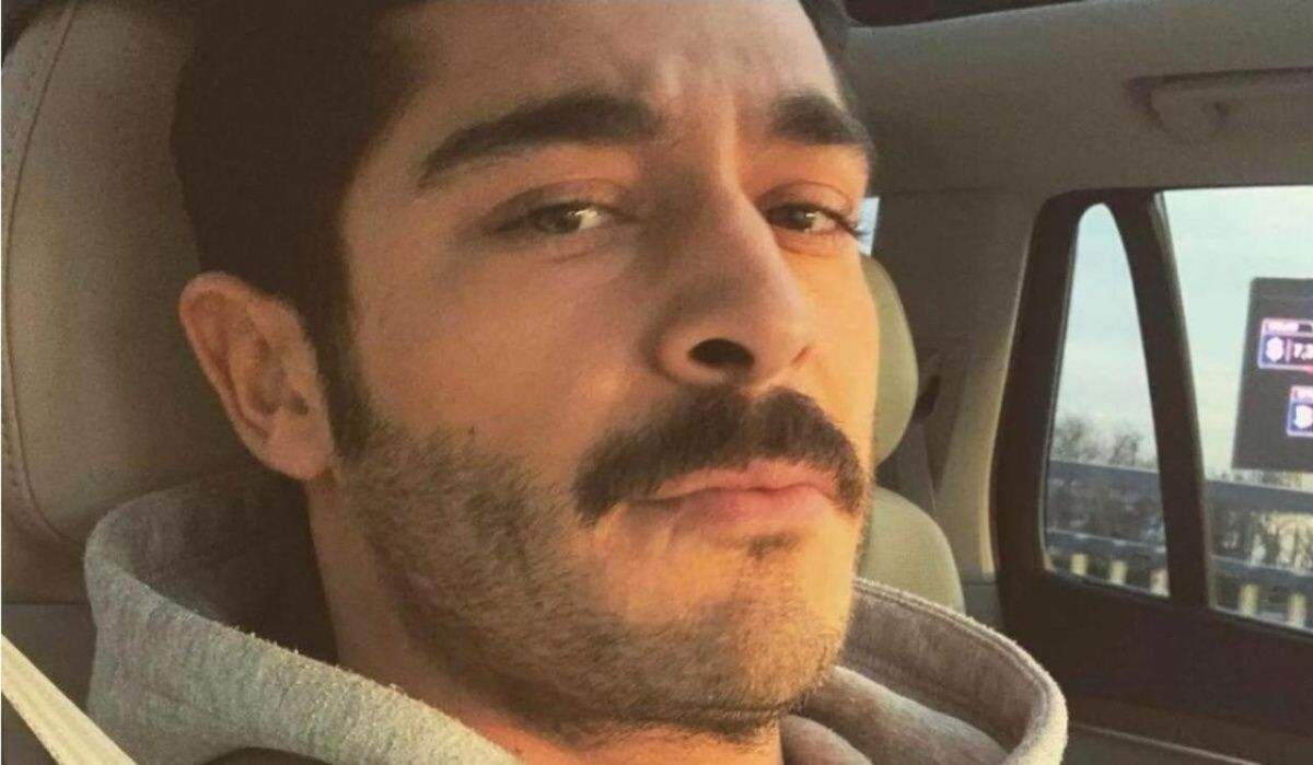     Бурак Дениз. Источник: ria.ru Автор фото: Бурак Дениз (селфи)