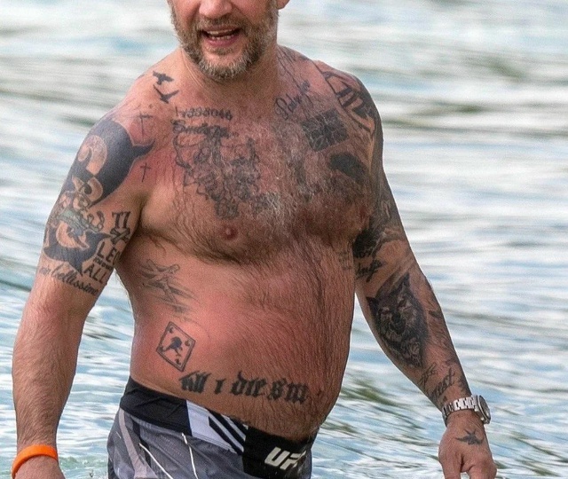 Том Харди превратился из секс символа в скуфа